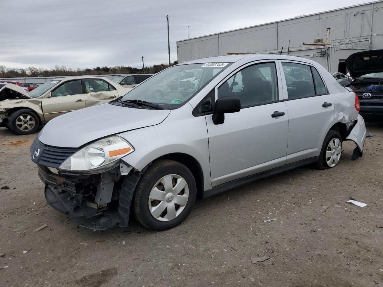 NISSAN VERSA S 2011