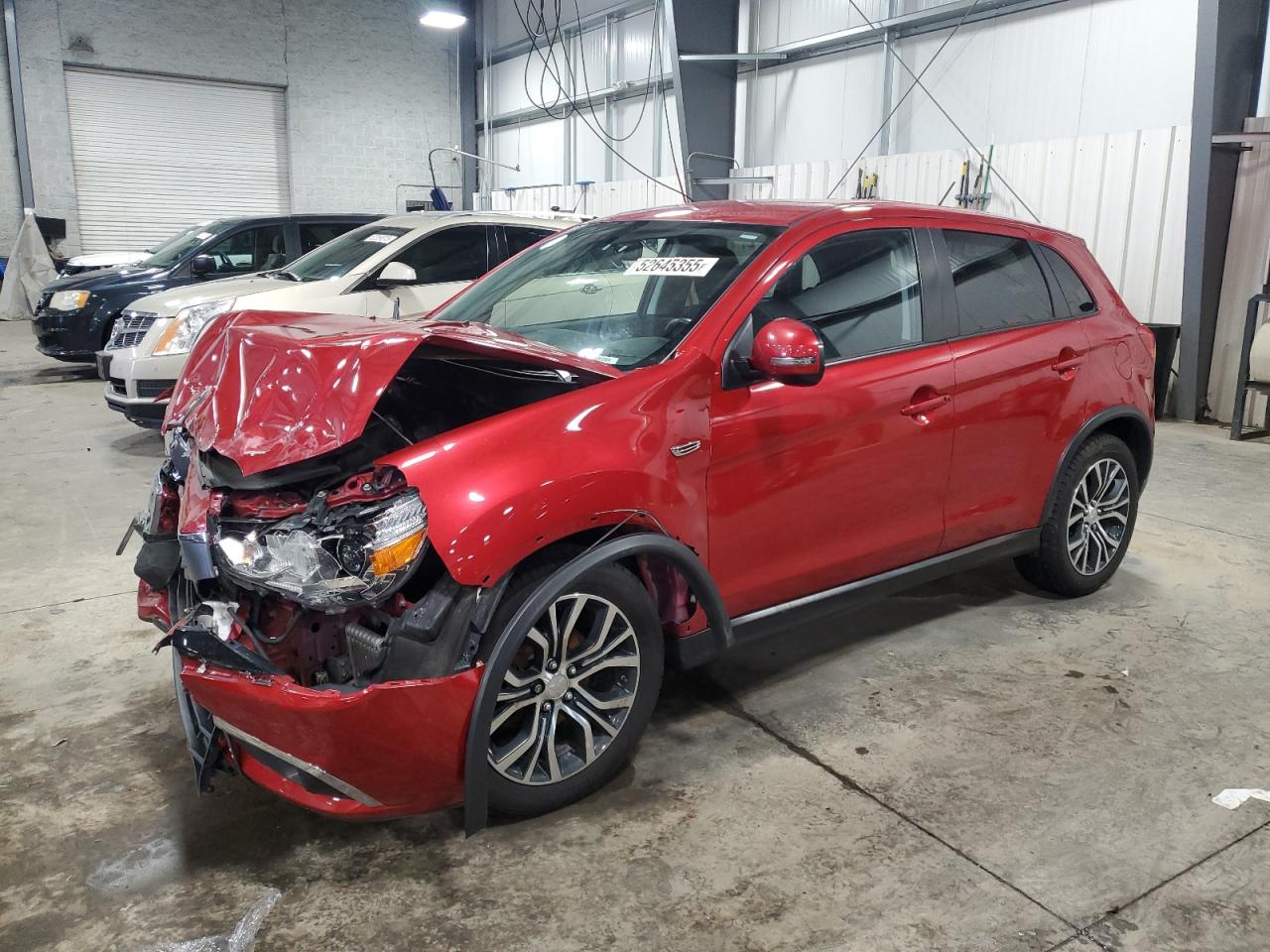 MITSUBISHI OUTLANDER 2016