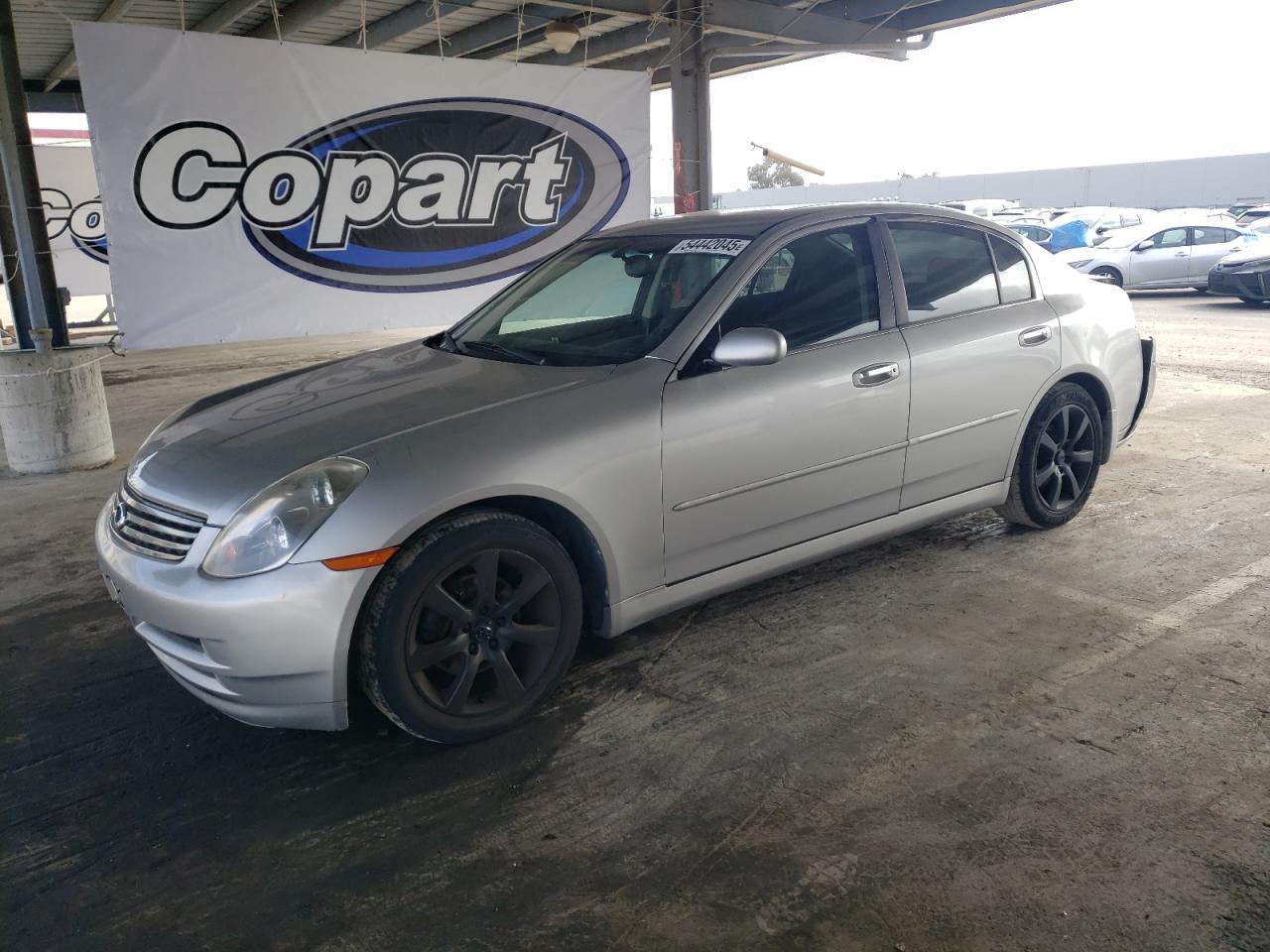 INFINITI G35 2003
