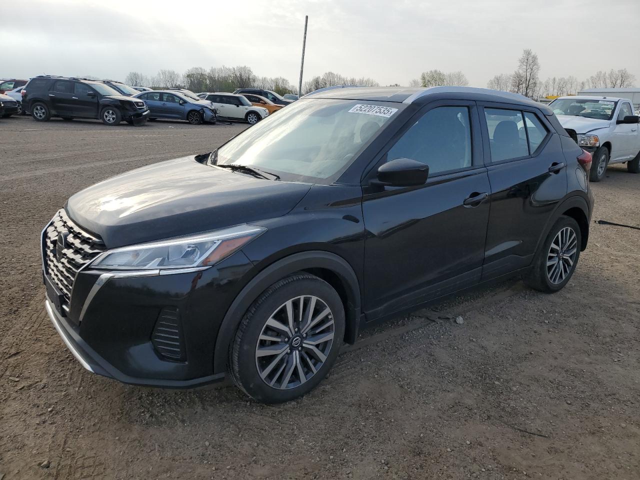 NISSAN KICKS SV 2021