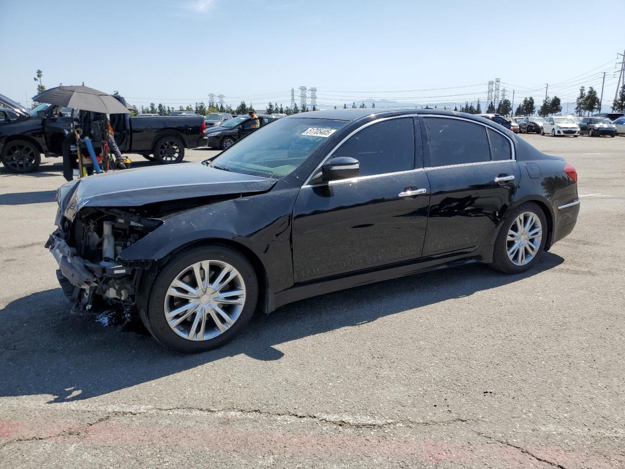 HYUNDAI GENESIS 3. 2013