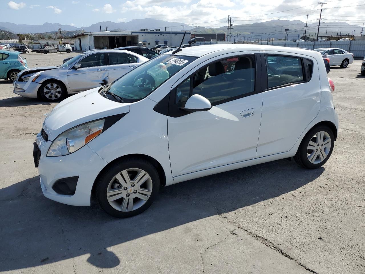 CHEVROLET SPARK 1LT 2013