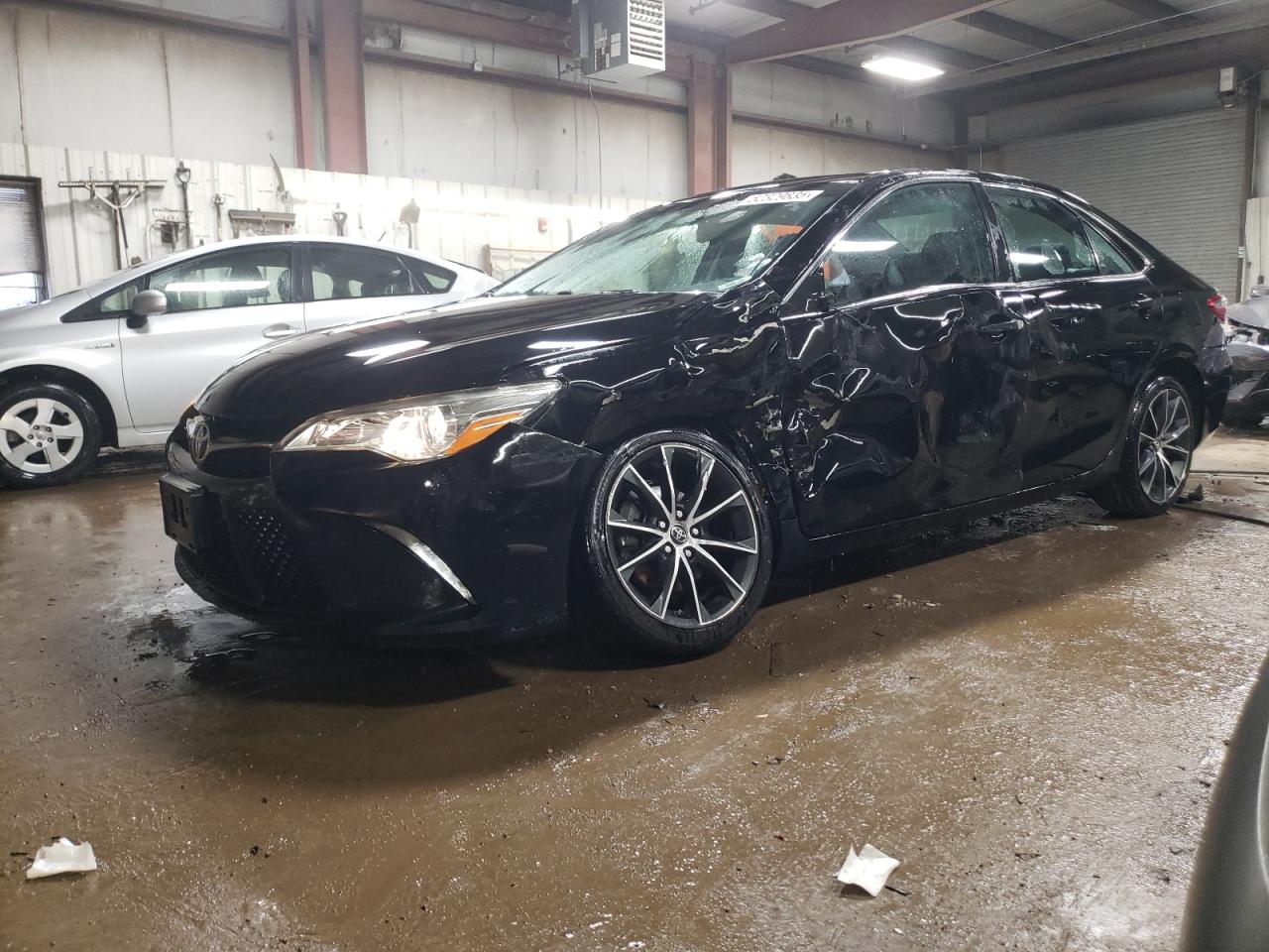 TOYOTA CAMRY LE 2015