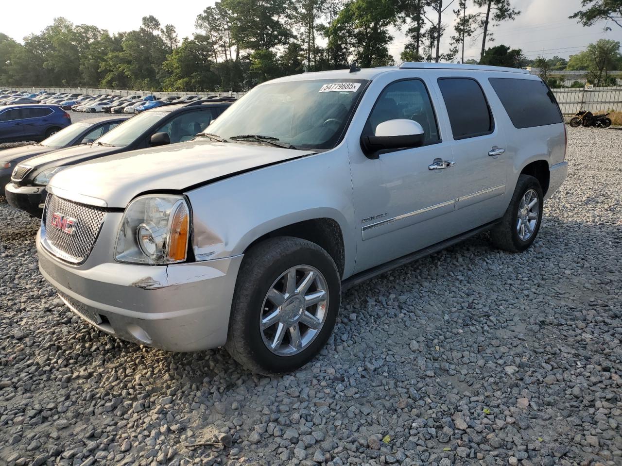 GMC YUKON XL D 2013