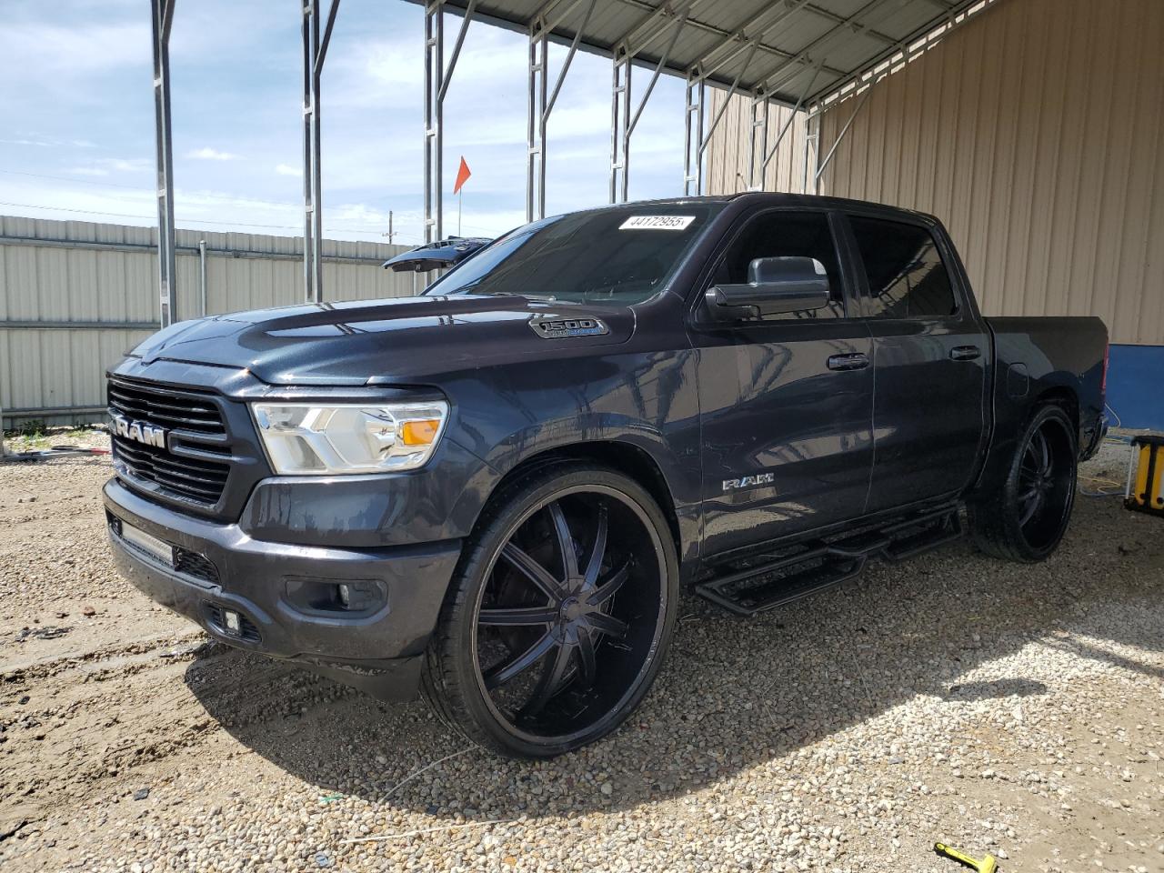 RAM 1500 BIG H 2021