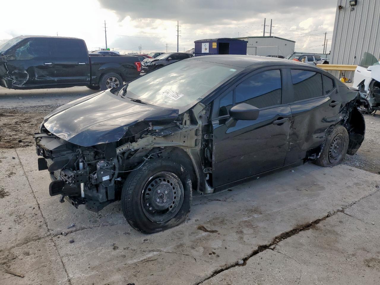 NISSAN VERSA S 2020
