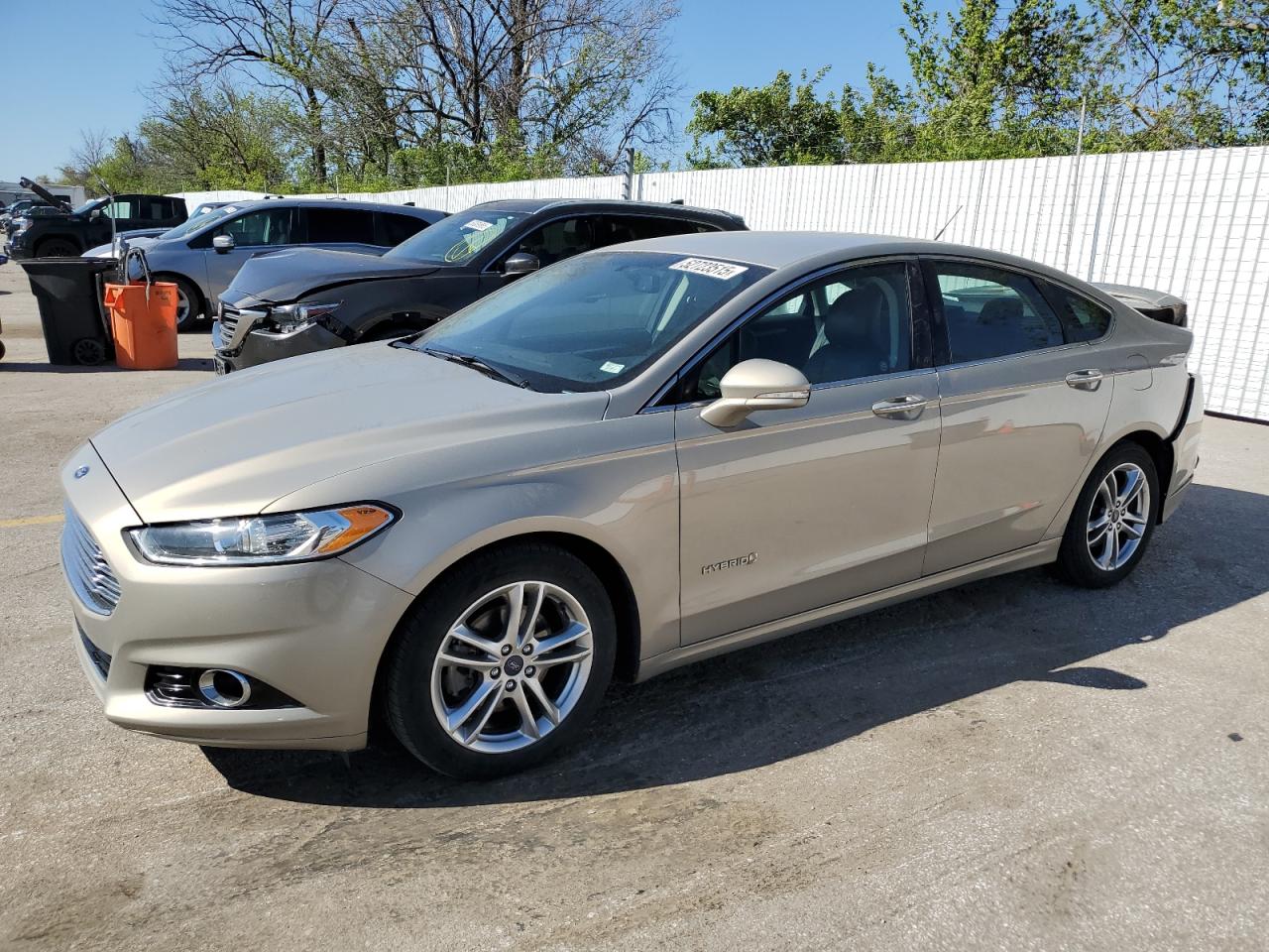 FORD FUSION ENE 2016