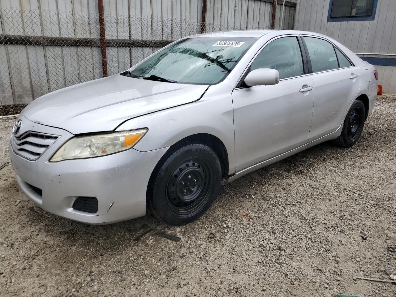 TOYOTA CAMRY BASE 2011