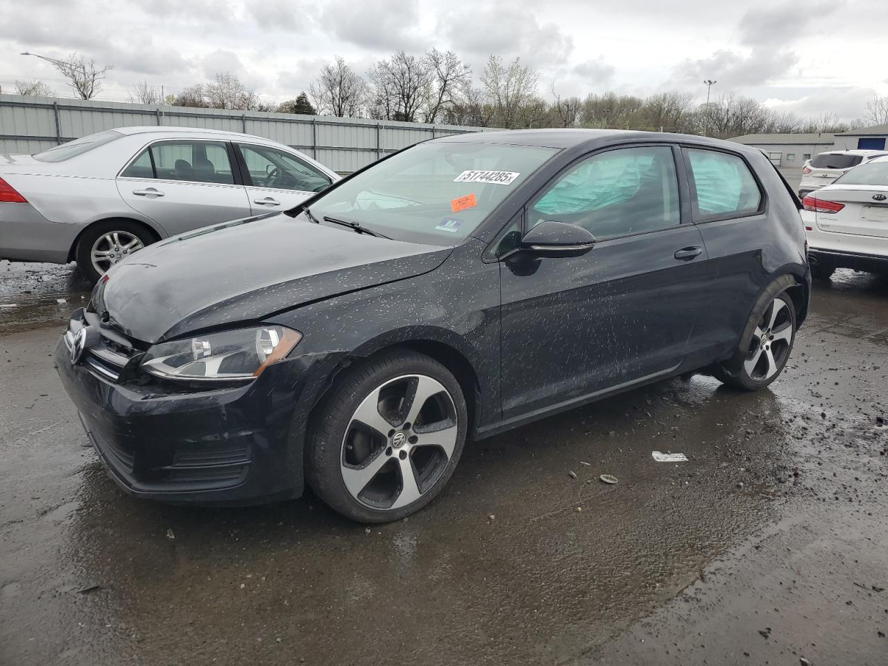 VOLKSWAGEN GOLF 2015