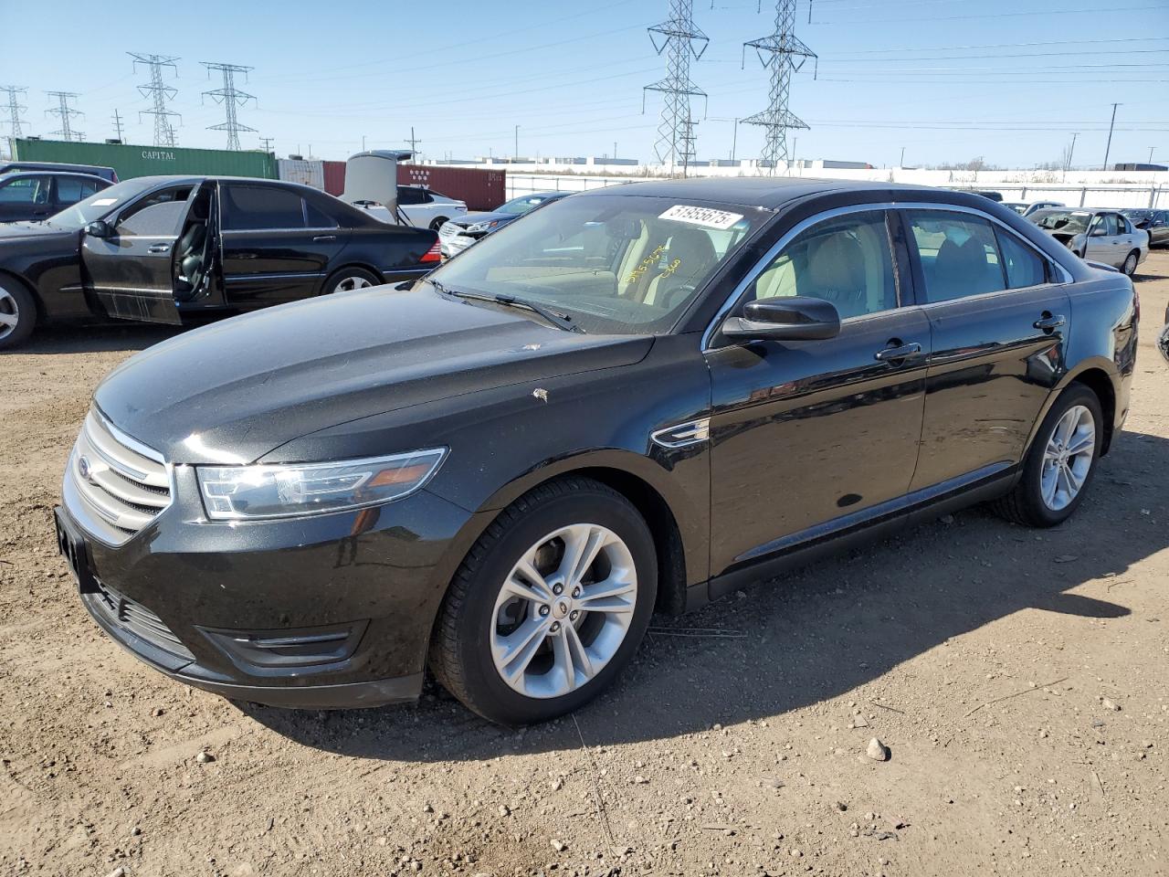 FORD TAURUS SEL 2015