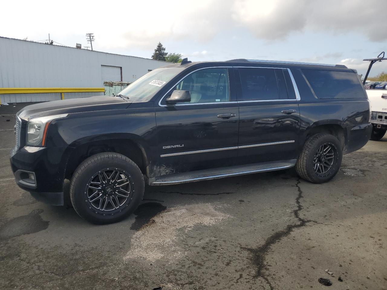 GMC YUKON XL D 2017