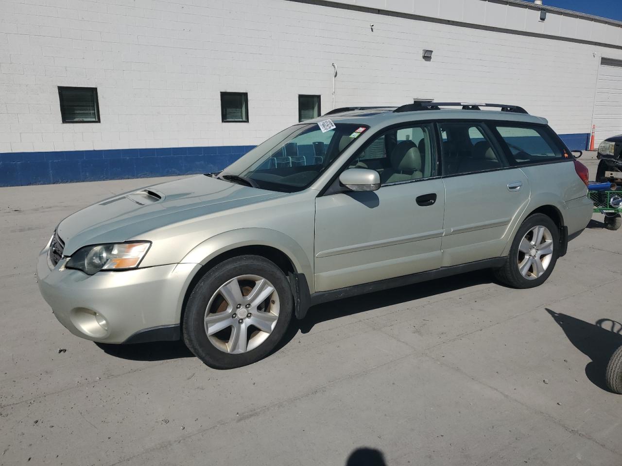SUBARU LEGACY OUT 2005