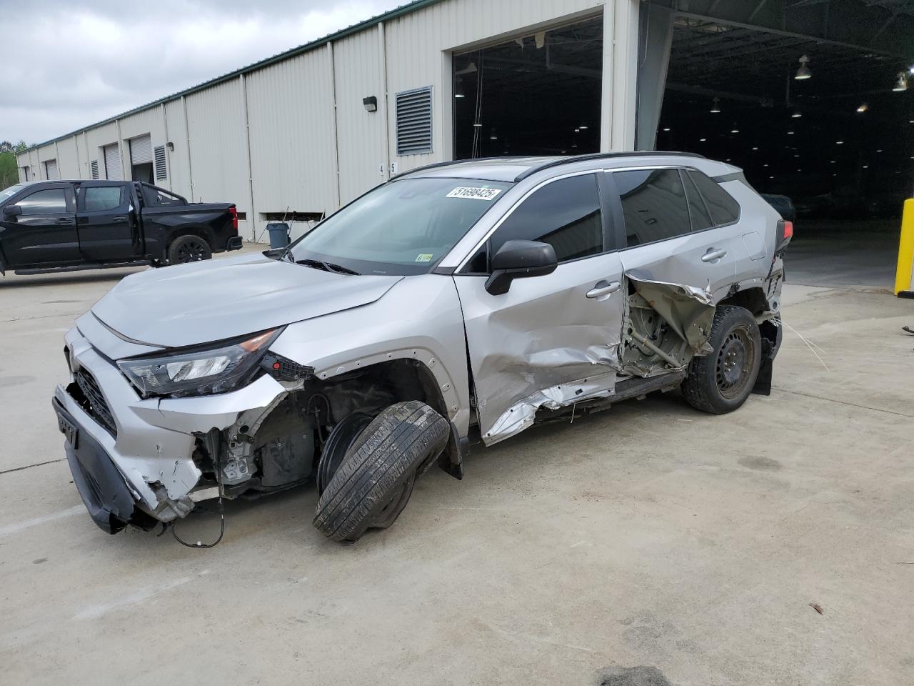 TOYOTA RAV4 LE 2021