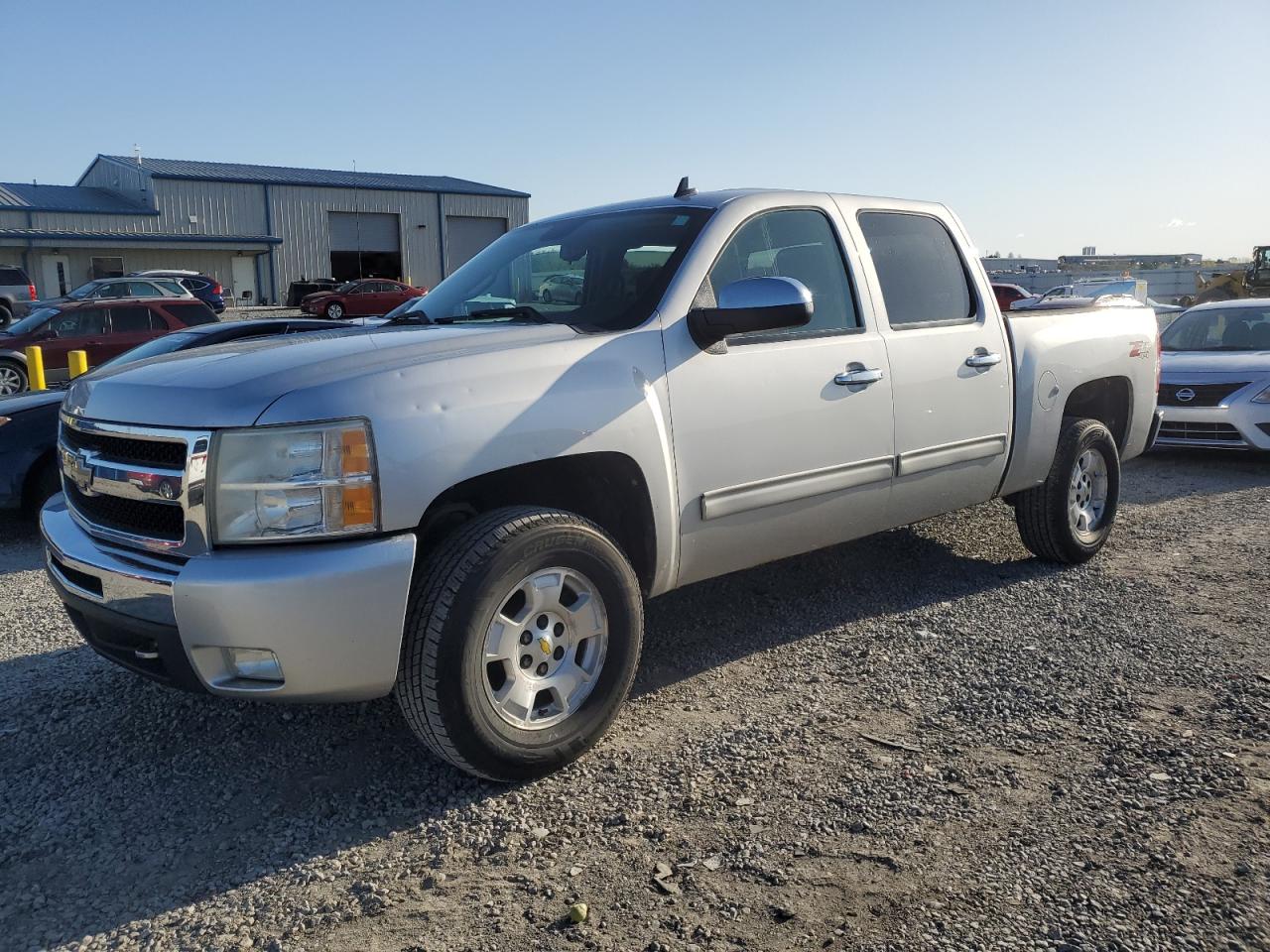 CHEVROLET SILVERADO 2011