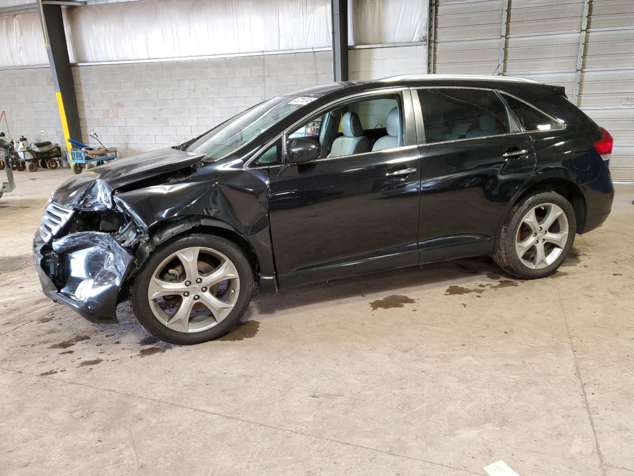 TOYOTA VENZA 2011