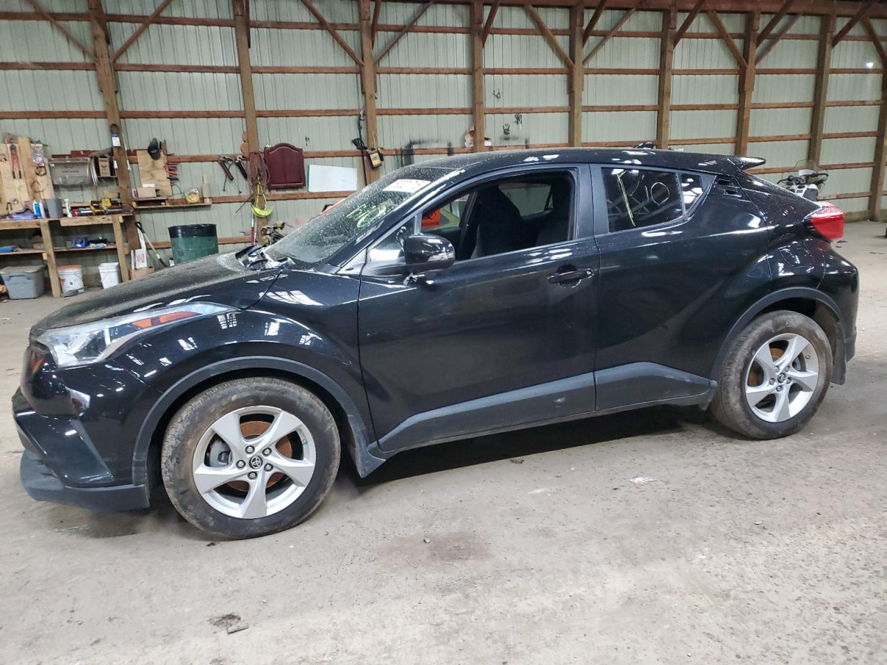 TOYOTA C-HR XLE 2018