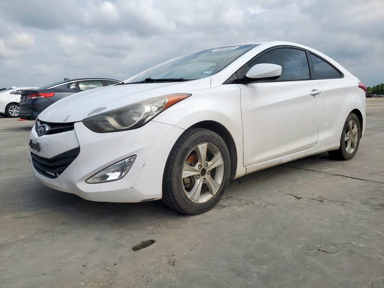 HYUNDAI ELANTRA CO 2013