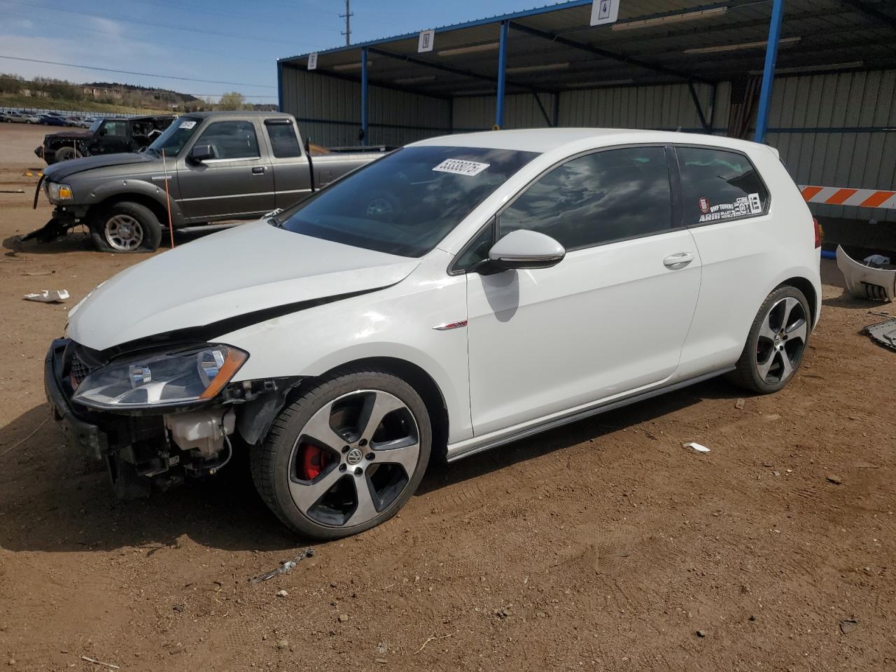 VOLKSWAGEN GTI 2015