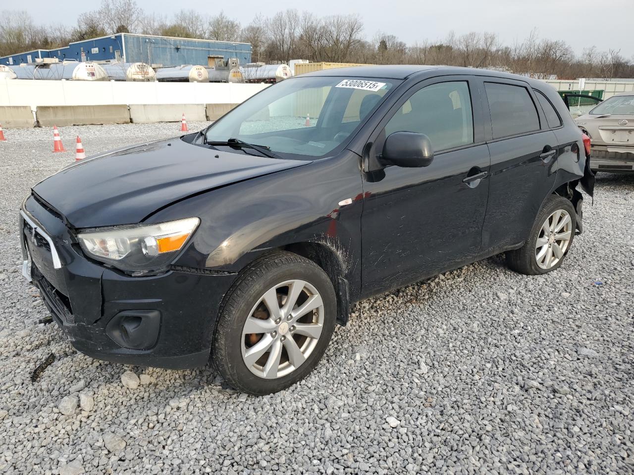MITSUBISHI OUTLANDER 2015