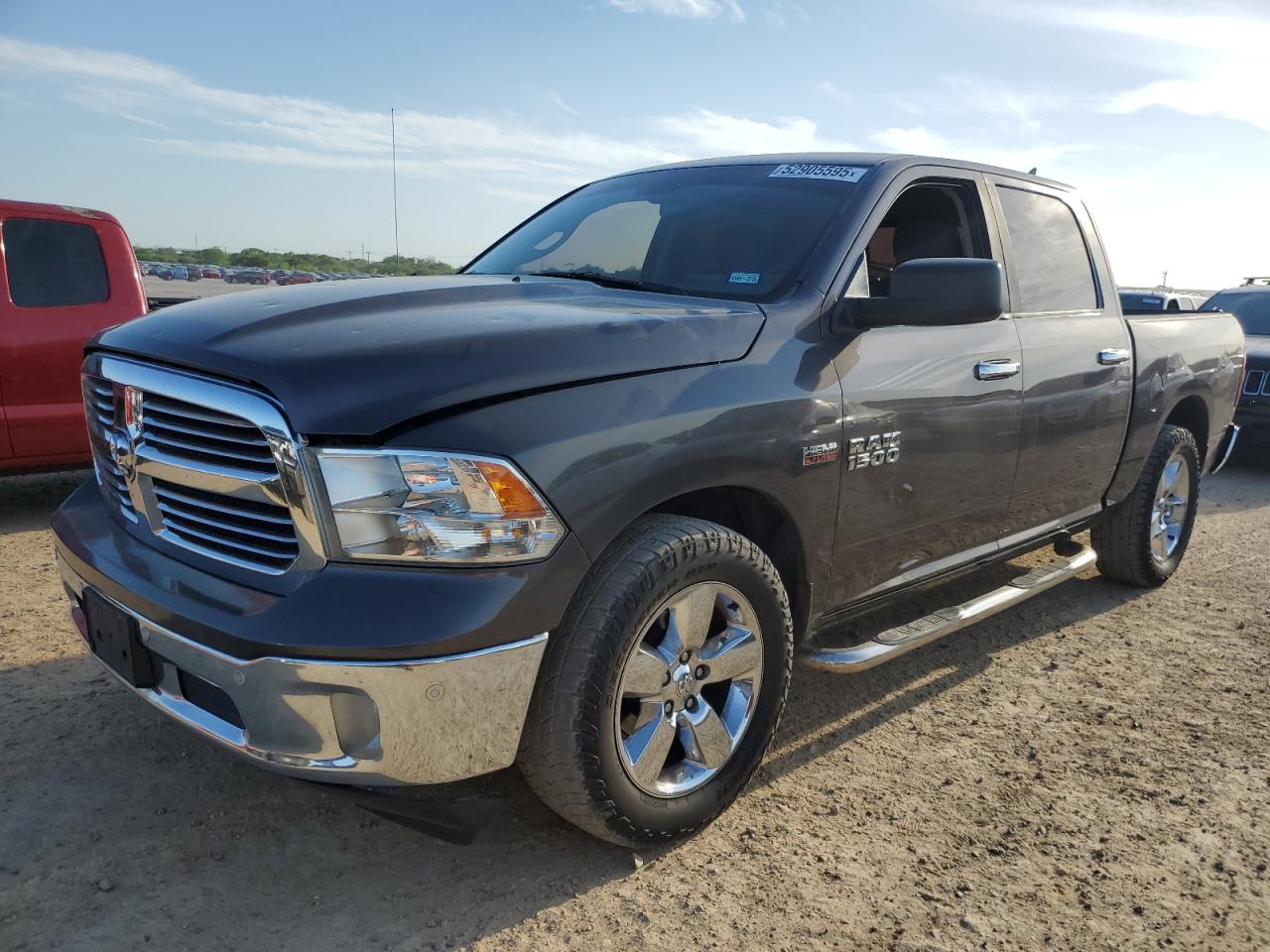 RAM 1500 SLT 2015