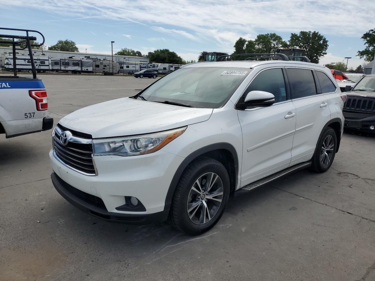 TOYOTA HIGHLANDER 2016