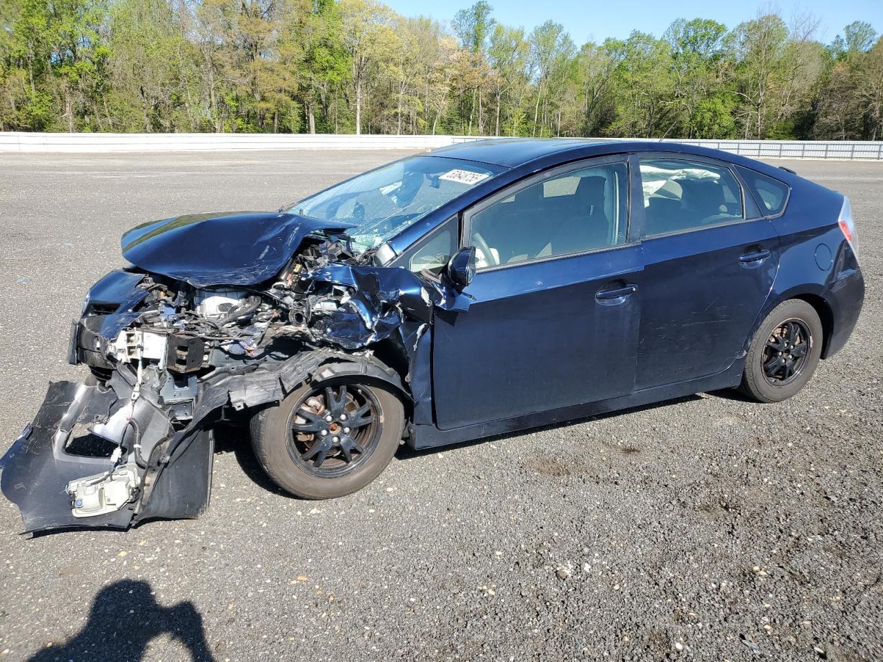 TOYOTA PRIUS 2015