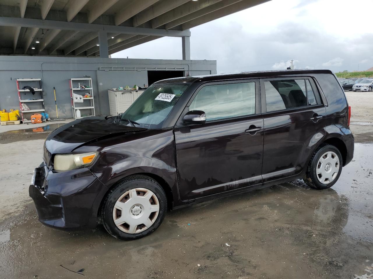TOYOTA SCION XB 2012