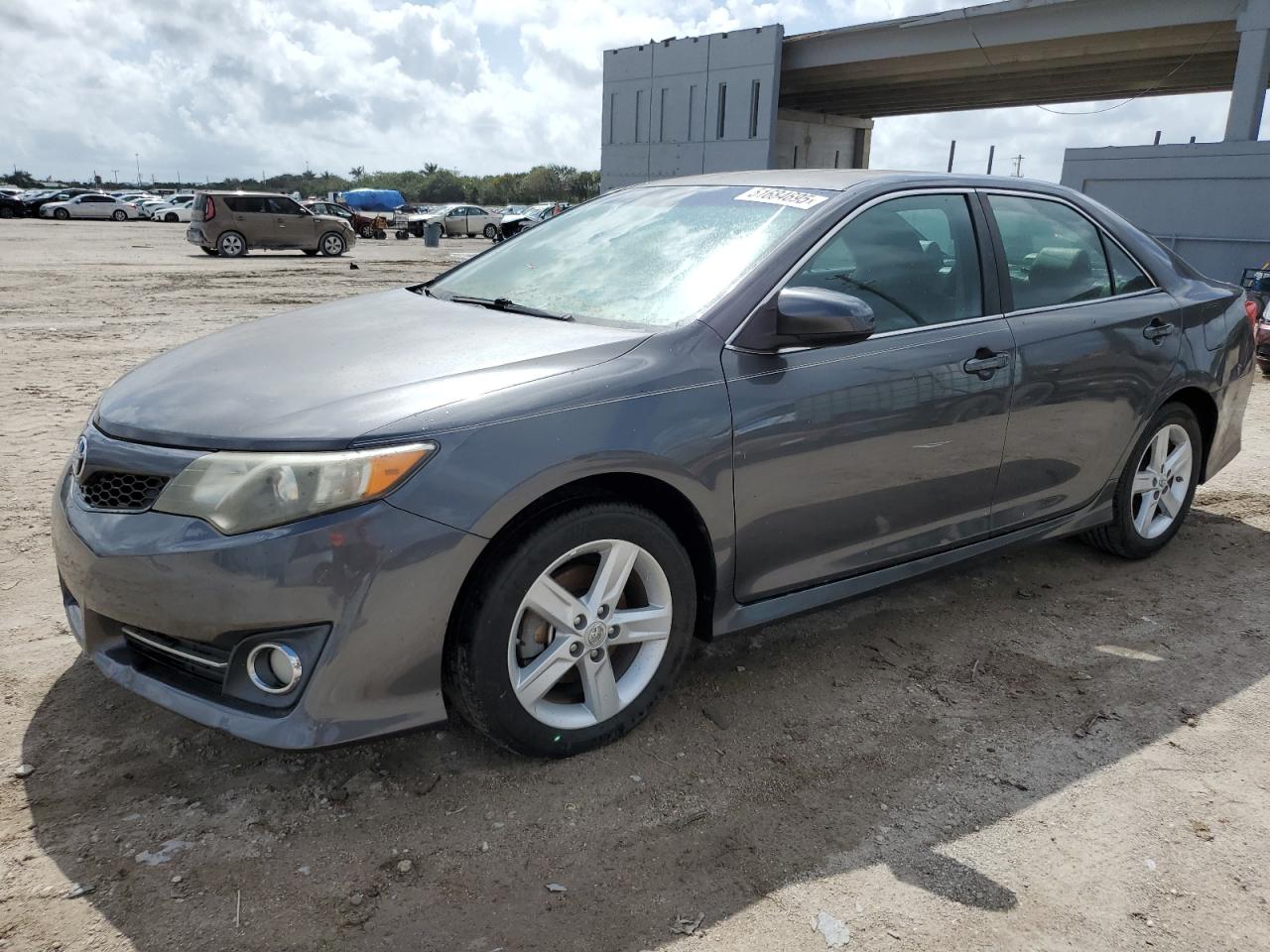 TOYOTA CAMRY BASE 2012