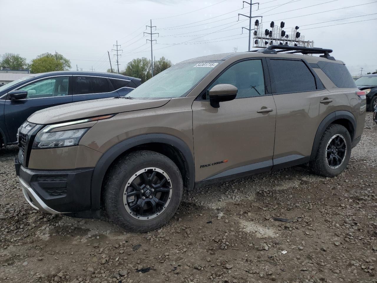 NISSAN PATHFINDER 2023