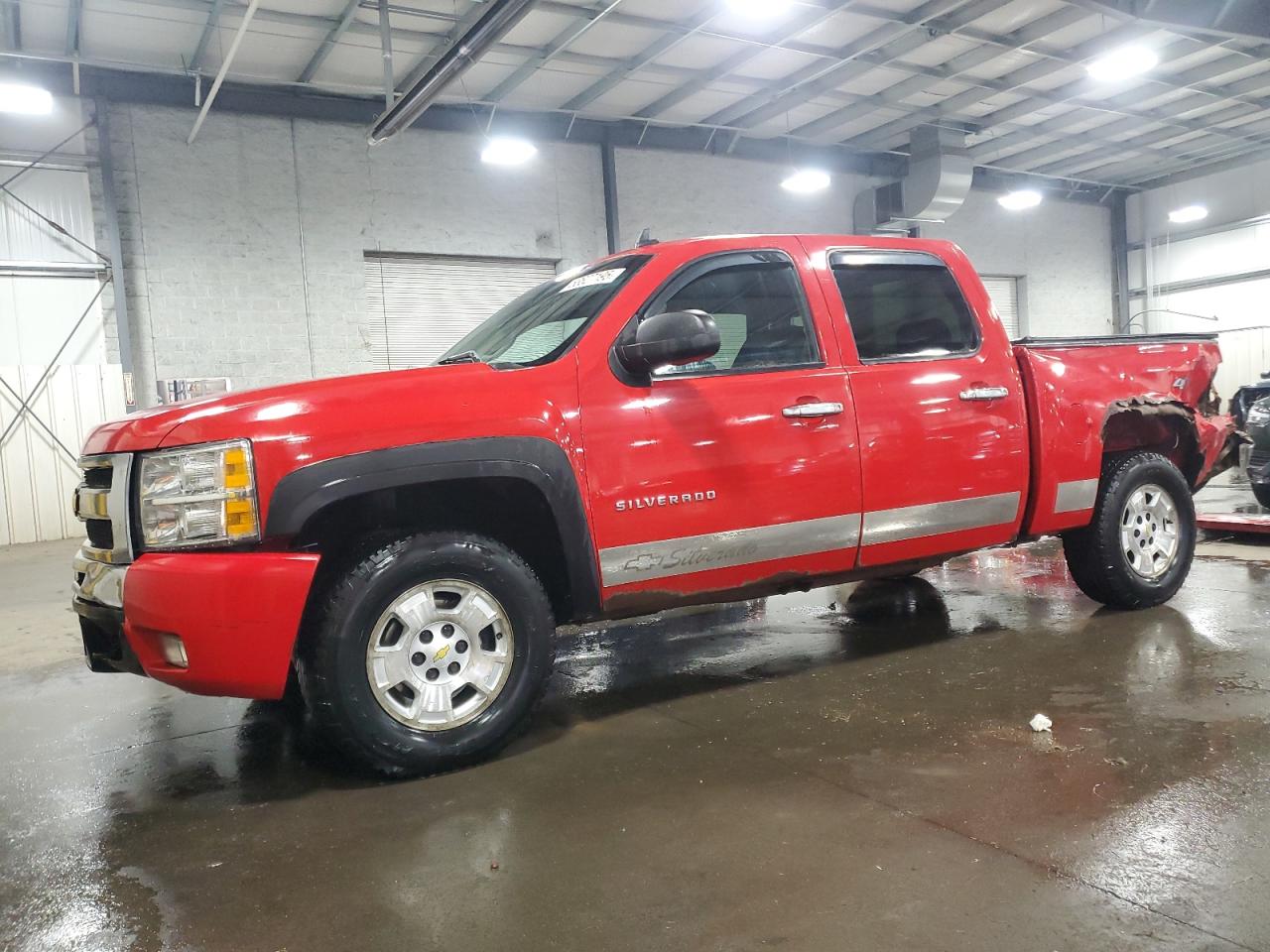 CHEVROLET SILVERADO 2011