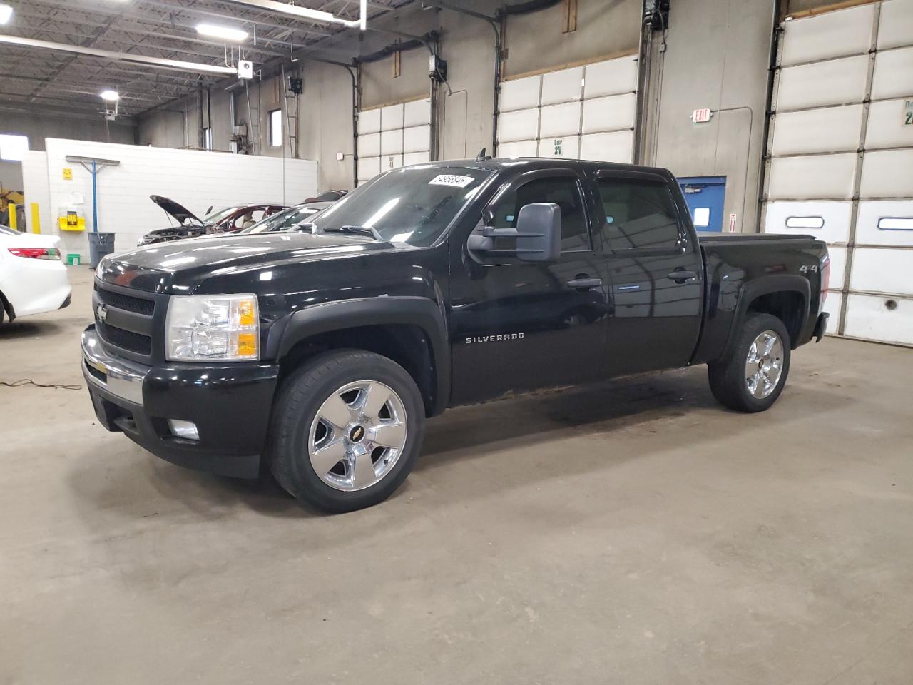 CHEVROLET SILVERADO 2011