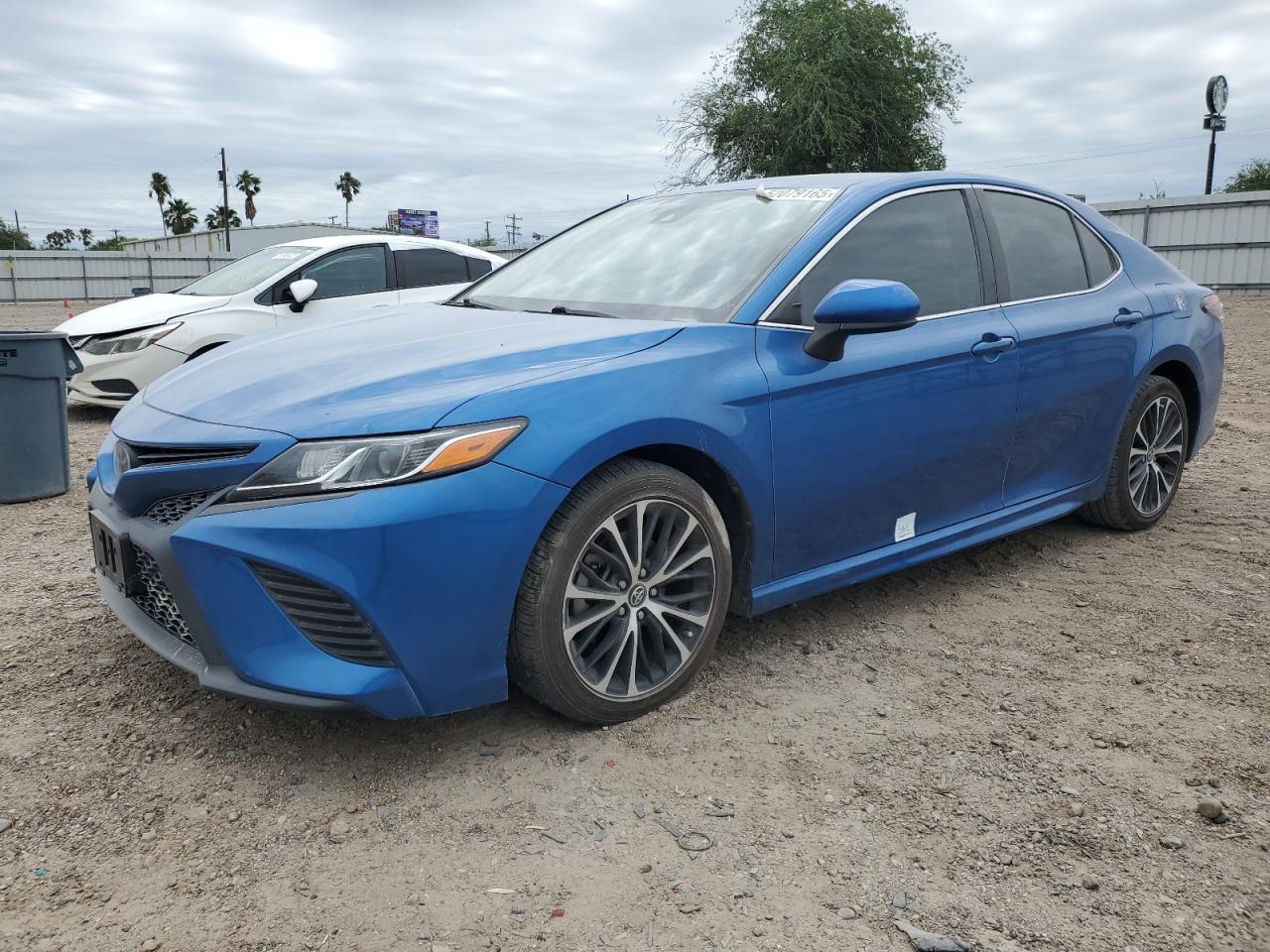 TOYOTA CAMRY L 2019
