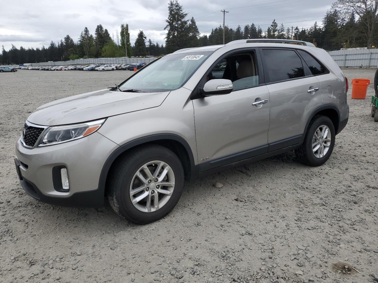 KIA SORENTO LX 2015