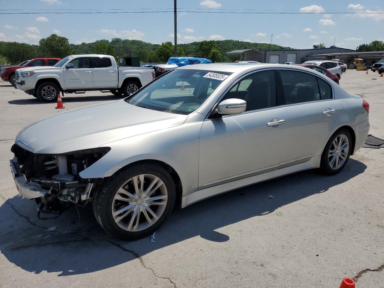HYUNDAI GENESIS 3. 2012