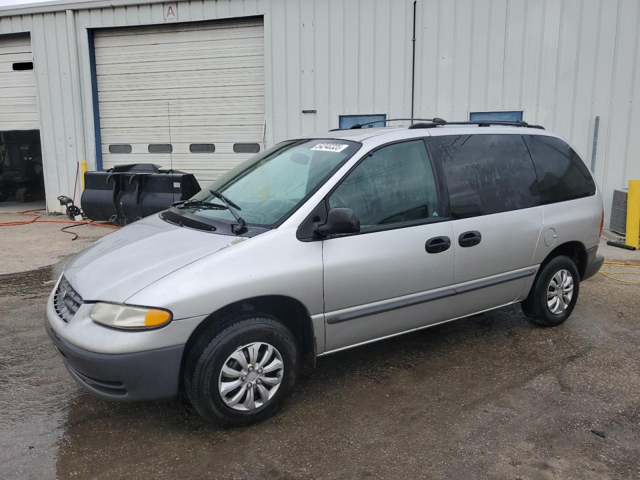 CHRYSLER VOYAGER 2000