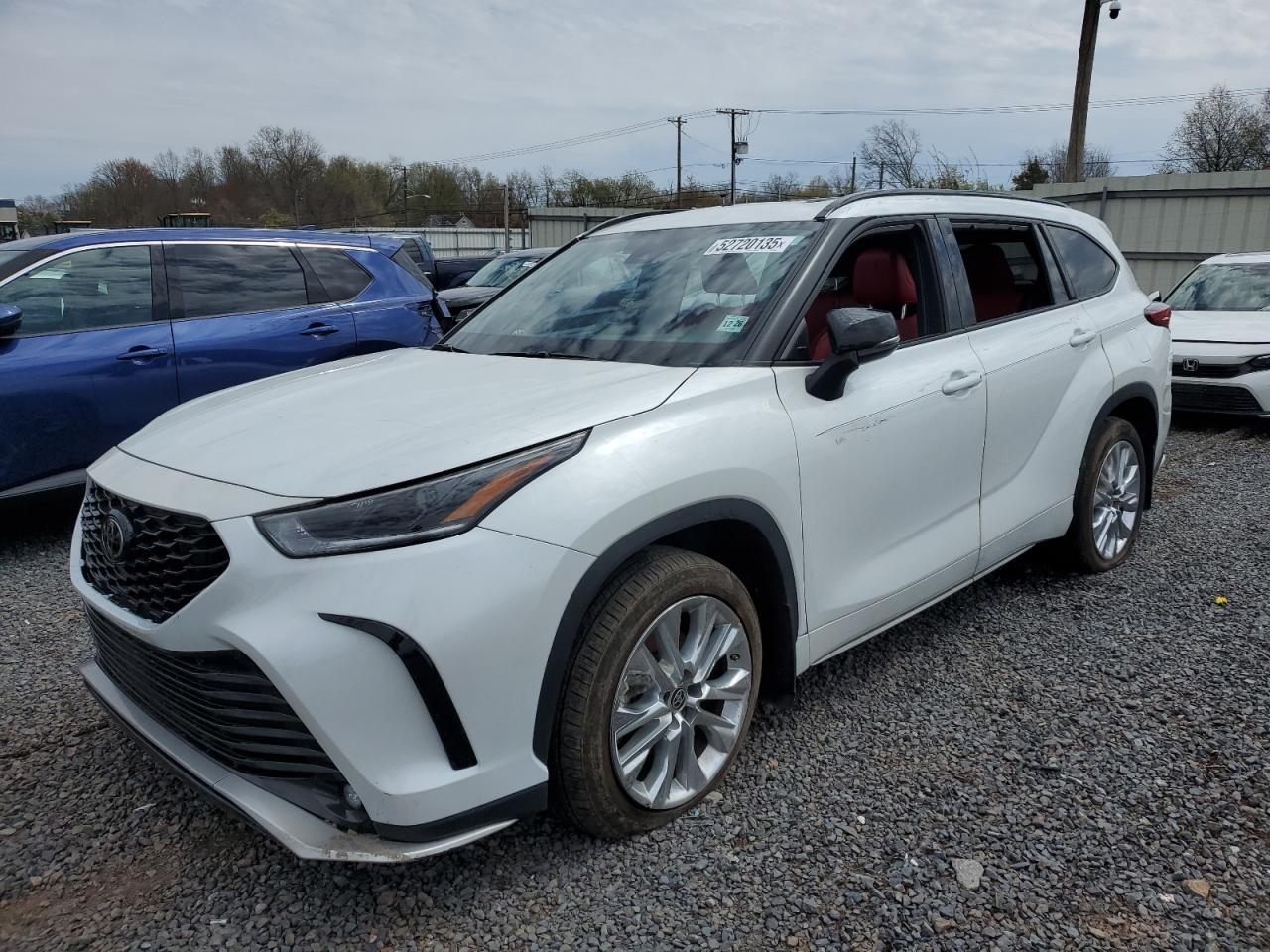 TOYOTA HIGHLANDER 2022