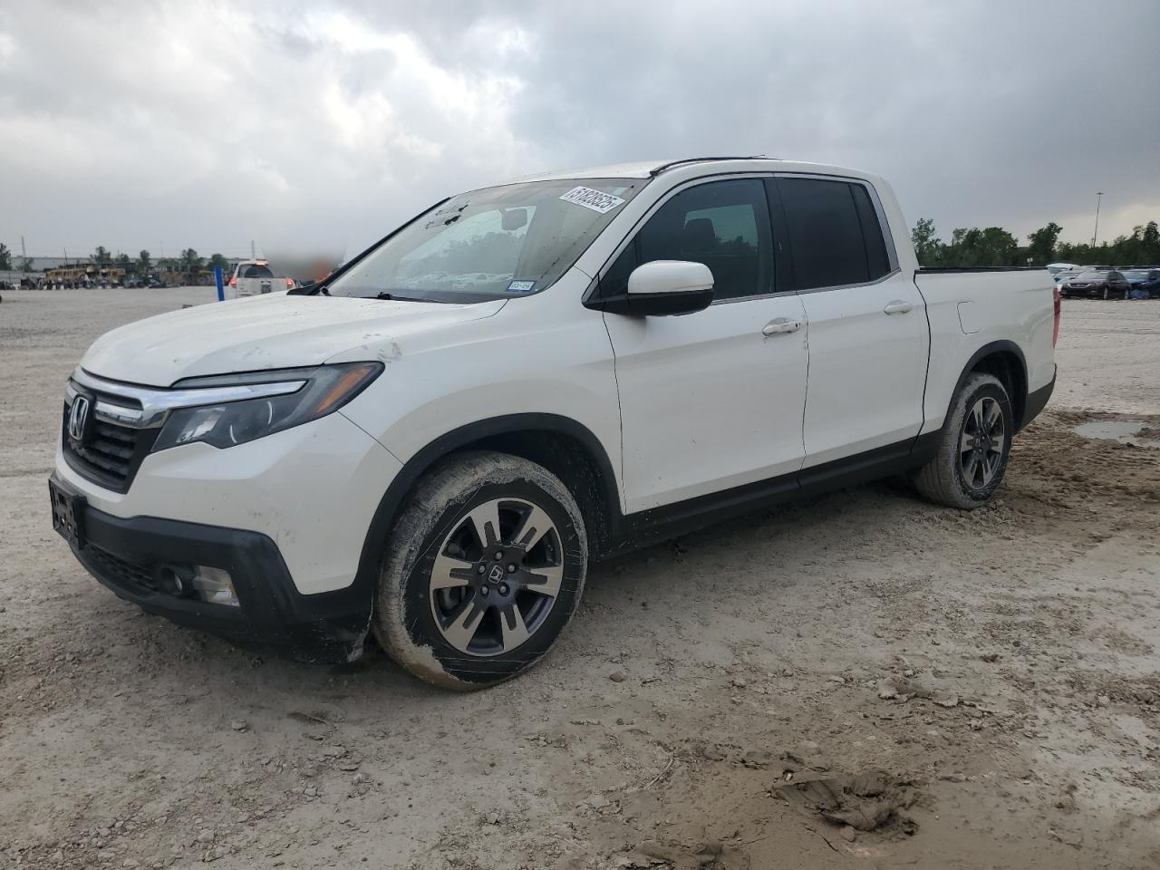 HONDA RIDGELINE 2017