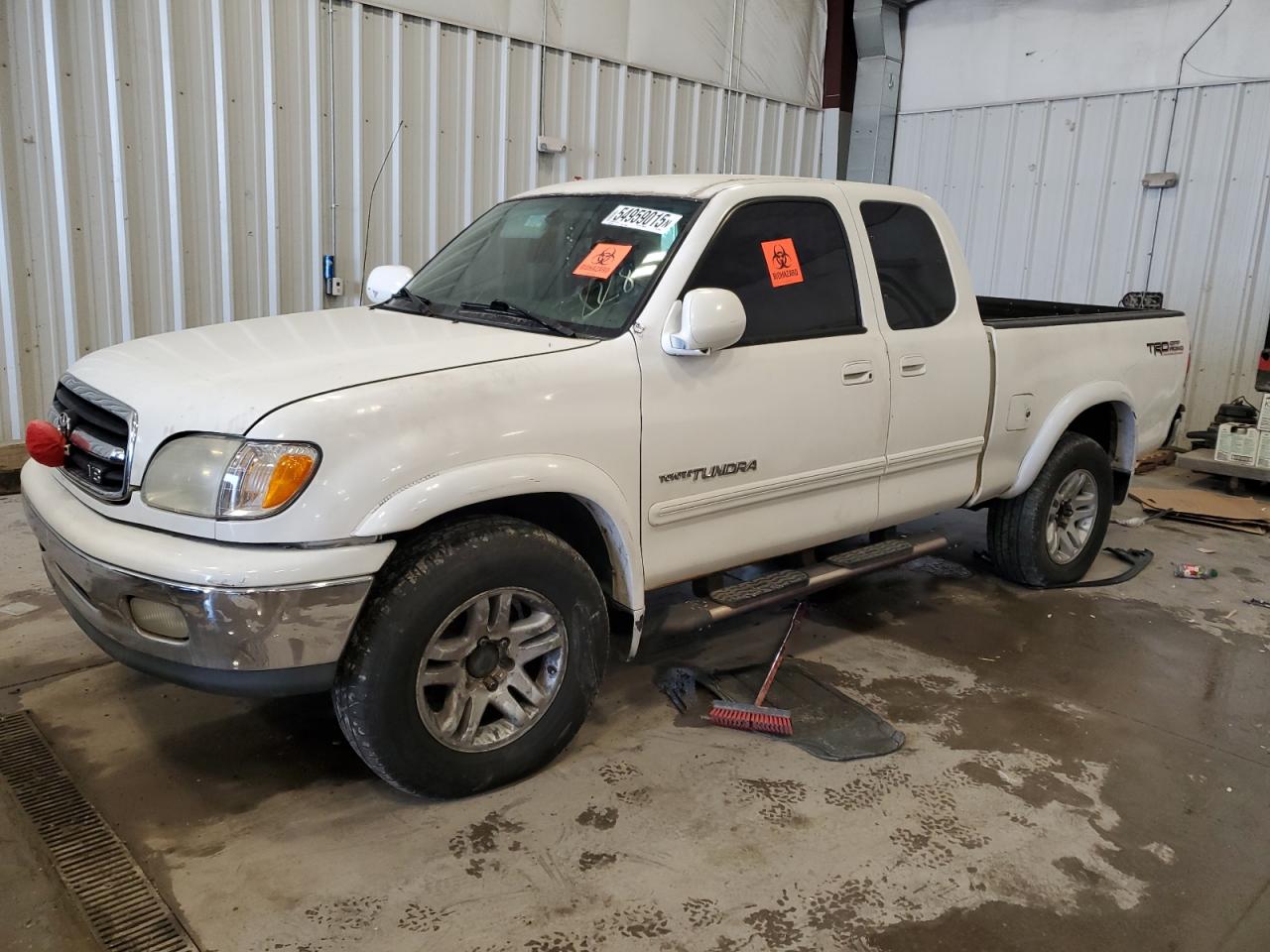 TOYOTA TUNDRA ACC 2002