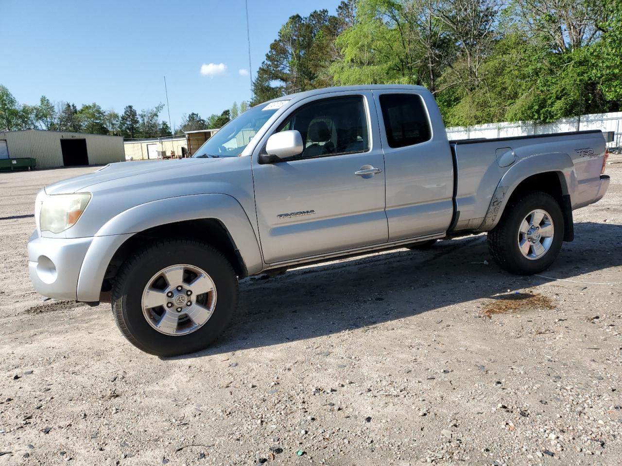 TOYOTA TACOMA ACC 2006