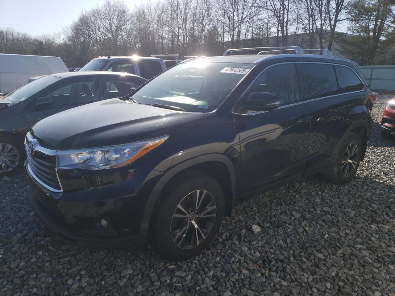 TOYOTA HIGHLANDER 2016