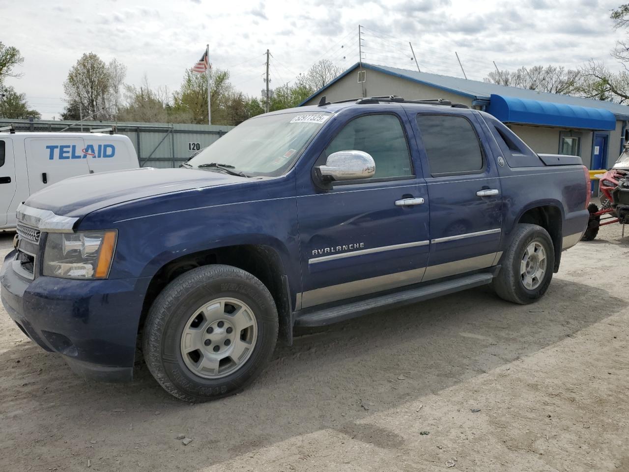 CHEVROLET AVALANCHE 2013