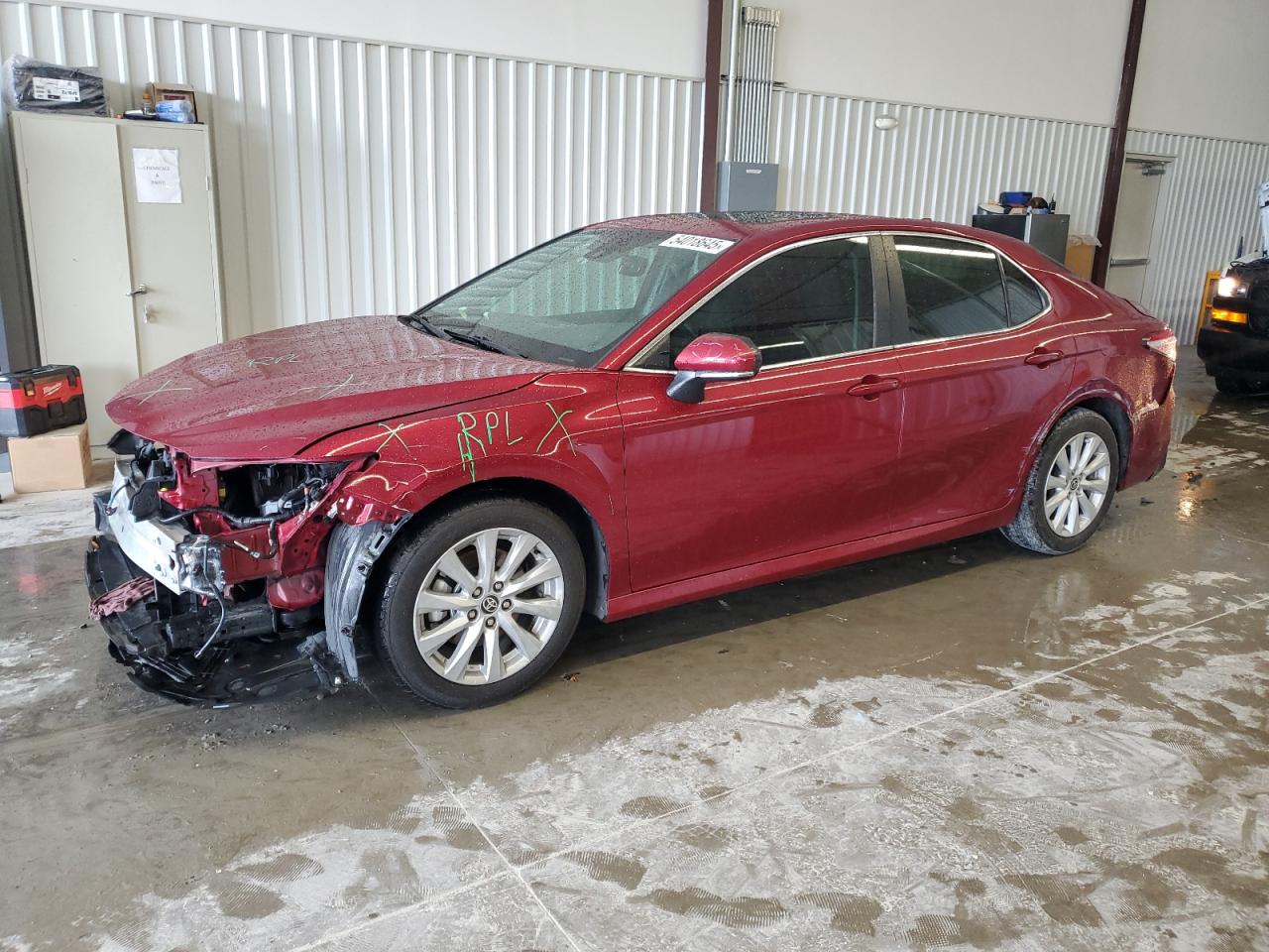 TOYOTA CAMRY LE 2020
