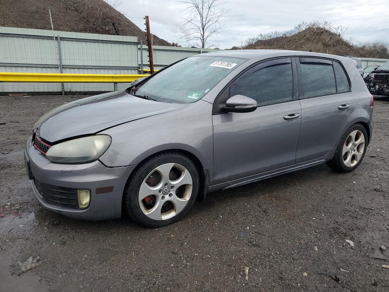 VOLKSWAGEN GTI 2010
