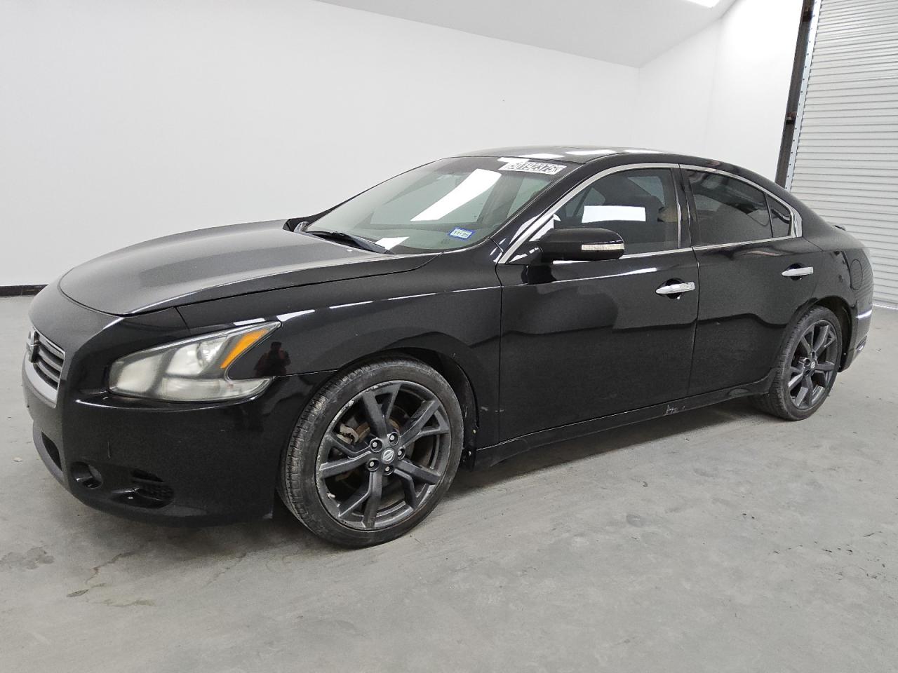 NISSAN MAXIMA S 2014