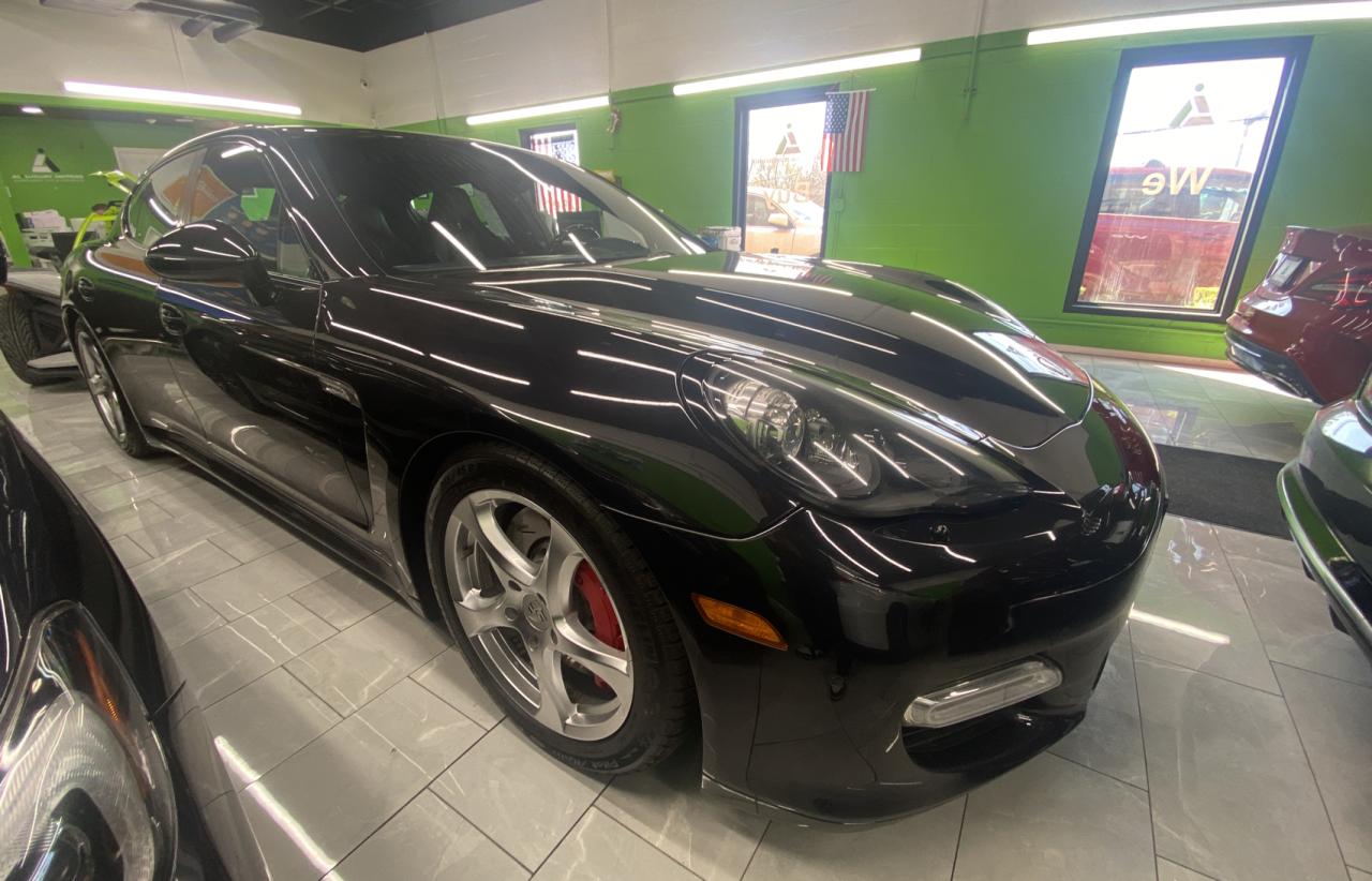 PORSCHE PANAMERA T 2012