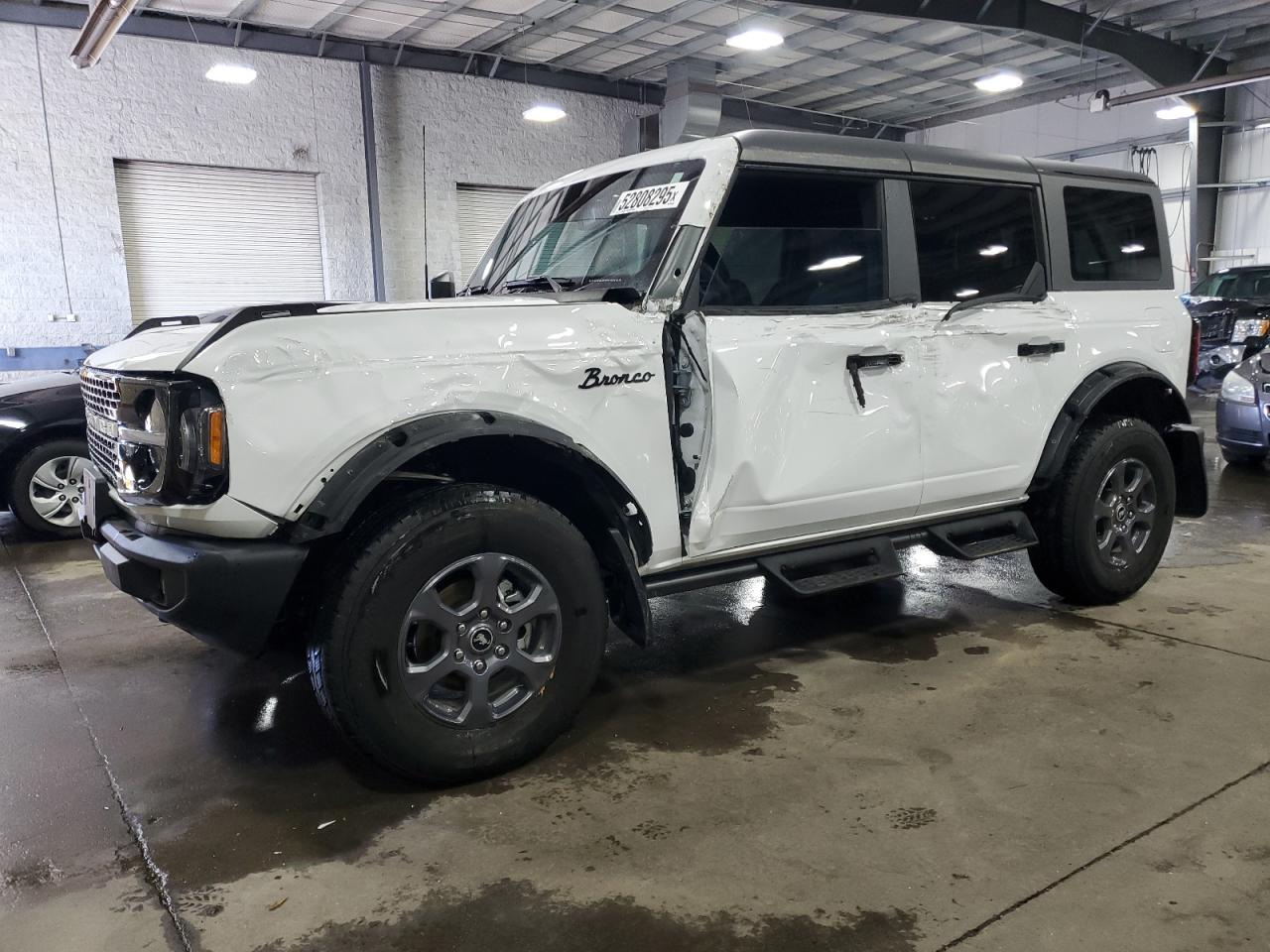FORD BRONCO BAS 2023