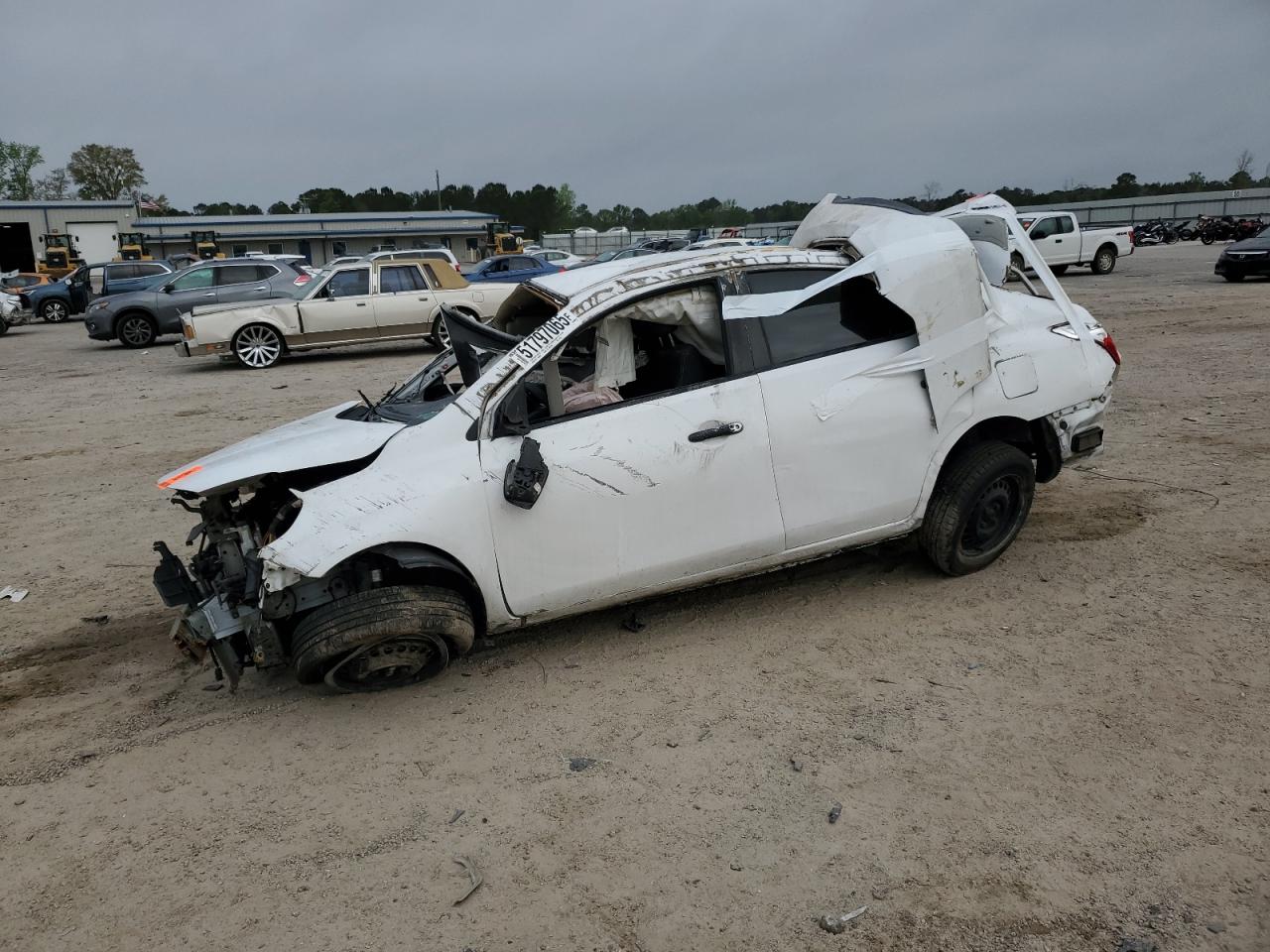 NISSAN VERSA S 2017