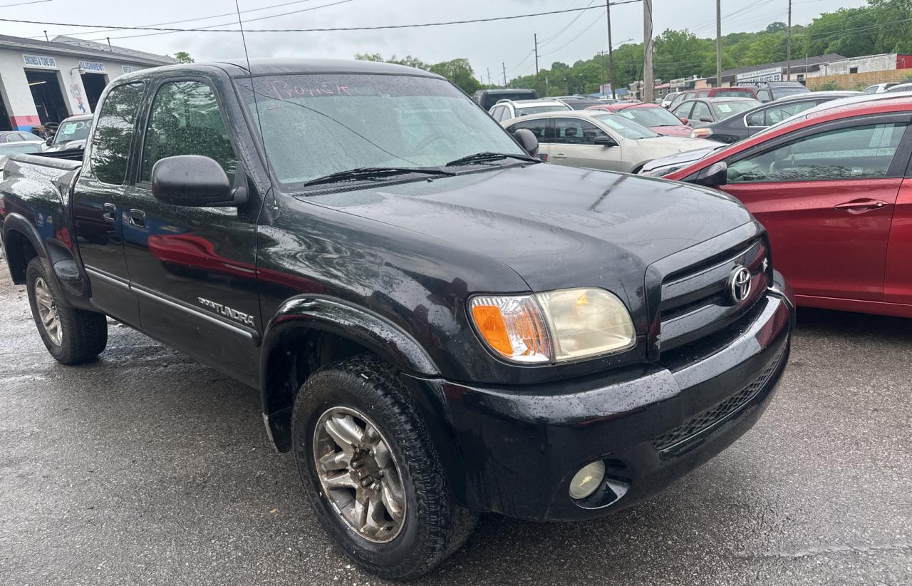 TOYOTA TUNDRA ACC 2004