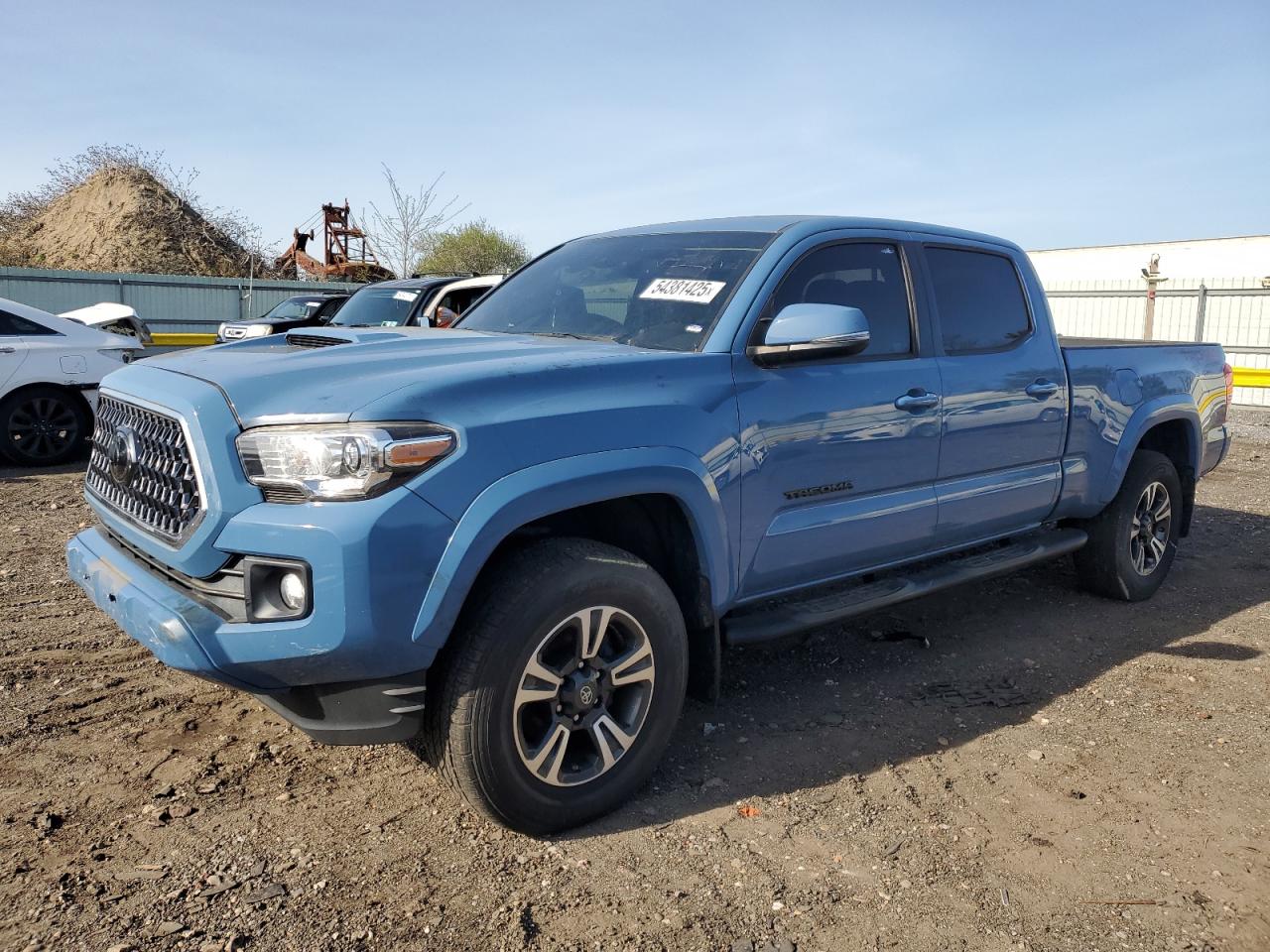 TOYOTA TACOMA DOU 2019