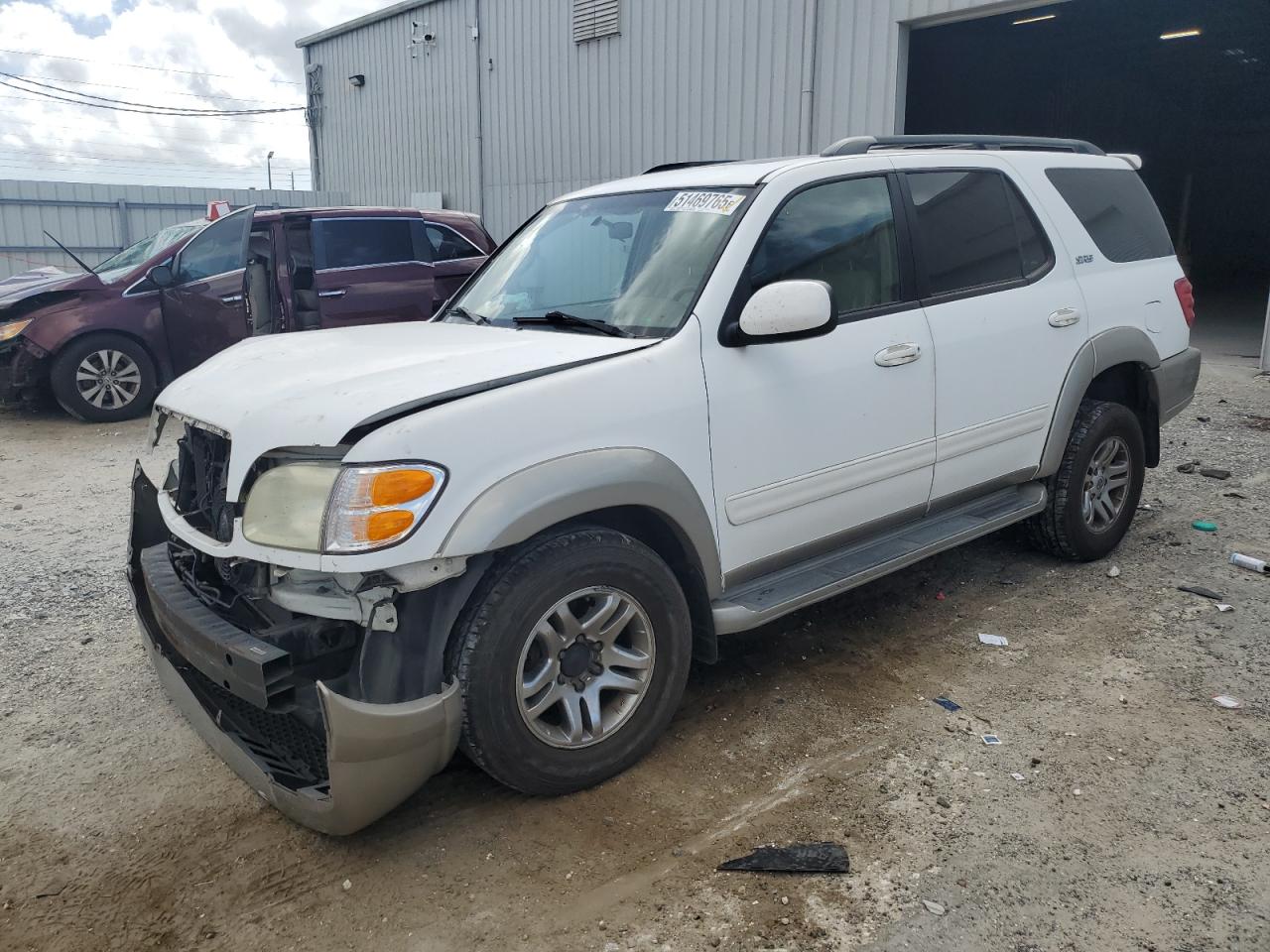 TOYOTA SEQUOIA SR 2004